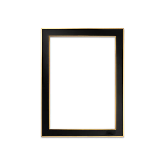 Black Enamel Photo Moment